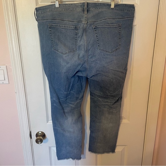 Torrid Crop Boyfriend Distressed Jeans - Picture 5 of 7